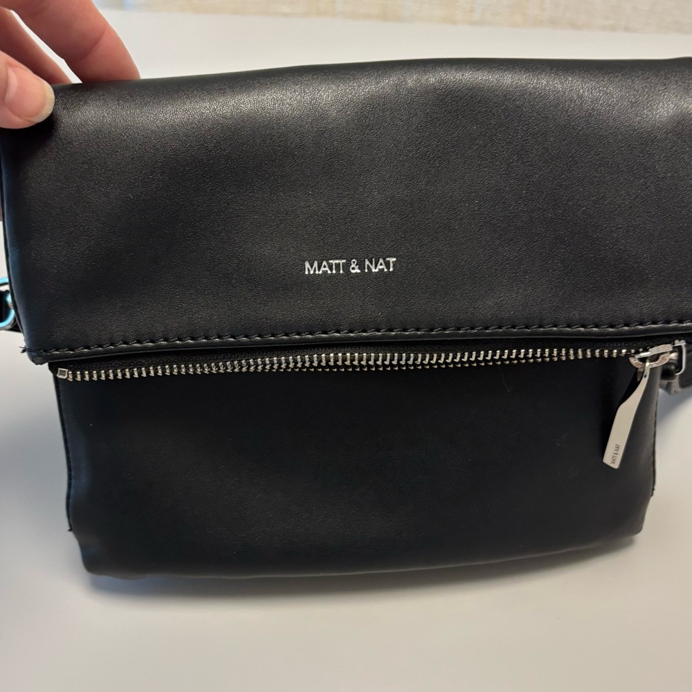 Matt & Nat Black Crossbody Purse
